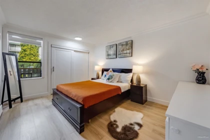 Walk-In Closet Photo of 103 340 Ninth Street, New Westminster, BC