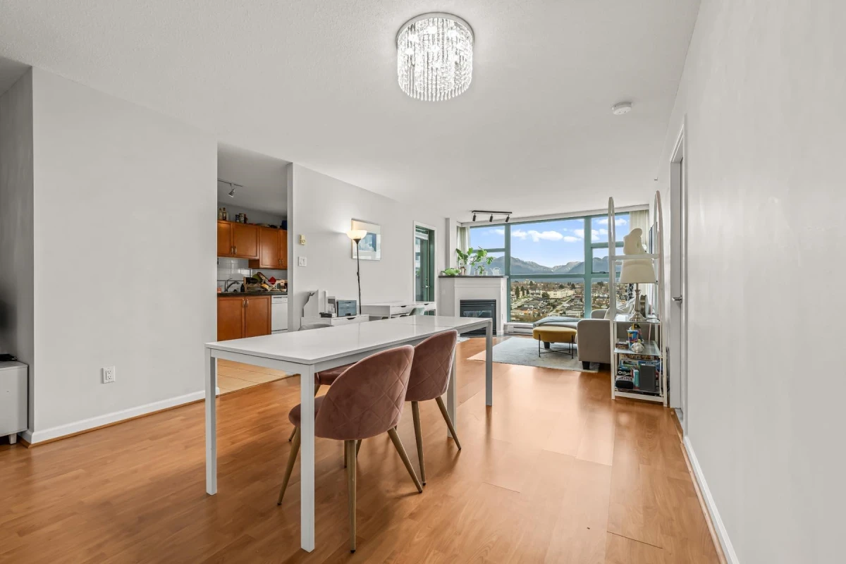 Dining Area Photo of 2105 4398 Buchanan Street, Burnaby, BC
