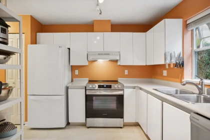 Kitchen Island Photo of 102 1199 Westwood Street, Coquitlam, BC