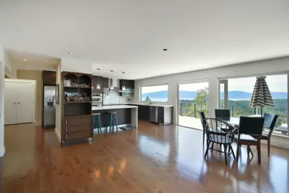 Breakfast Nook Photo of 12753 Gulfview Road, Madeira Park, BC