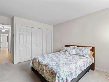 Laundry Room Photo of 2 32718 Garibaldi Drive, Abbotsford, BC