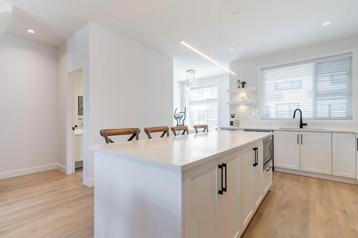 Living Room Photo of 34 7127 193a Street, Surrey, BC