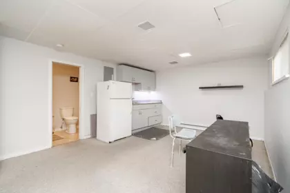 Mudroom Photo of B 6984 Linden Avenue, Burnaby, BC