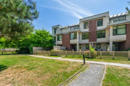 Aerial View of 7021 17th Avenue, Burnaby, BC
