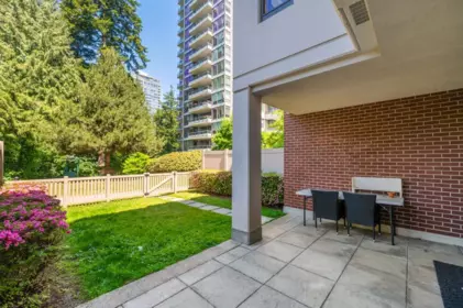 Garden / Landscaping Photo of 7021 17th Avenue, Burnaby, BC