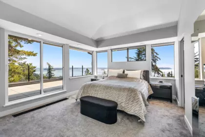 Office / Den Photo of 5132 Alderfeild Place, West Vancouver, BC