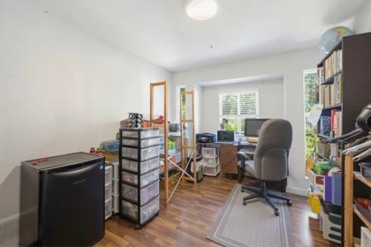 Powder Room Photo of 20989 95a Avenue, Langley, BC