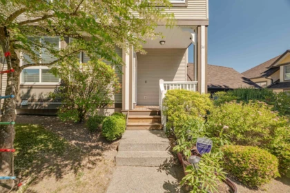 36 8250 158 Street, Surrey, BC, Surrey — Townhouse for sale