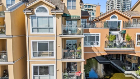 Backyard Photo of 312 6 Renaissance Square, New Westminster, BC