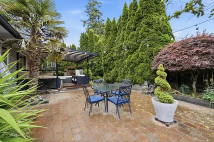 Hot Tub / Spa Photo of 16106 16 Avenue, Surrey, BC