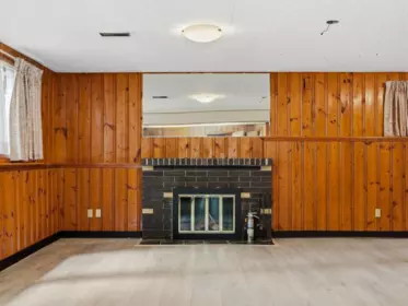 Hallway Photo of 4763 Neville Street, Burnaby, BC