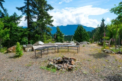 Basement Recreation Room Photo of 207 726A Belterra Road, Bowen Island, BC