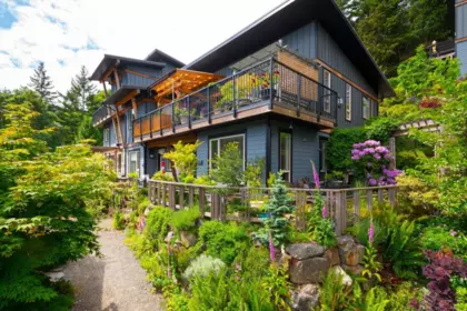 207 726A Belterra Road, Bowen Island, BC, Bowen Island — Apartment/Condo for sale