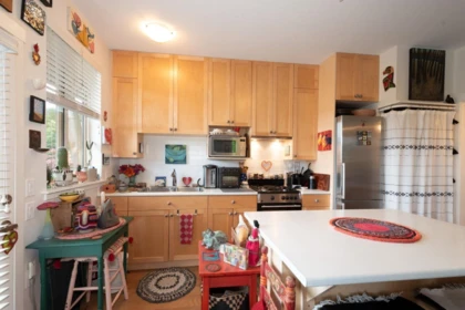 Family Room Photo of 207 726A Belterra Road, Bowen Island, BC