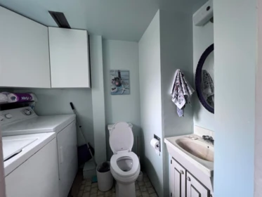 Primary Bathroom Photo of 9600 Swansea Drive, Richmond, BC