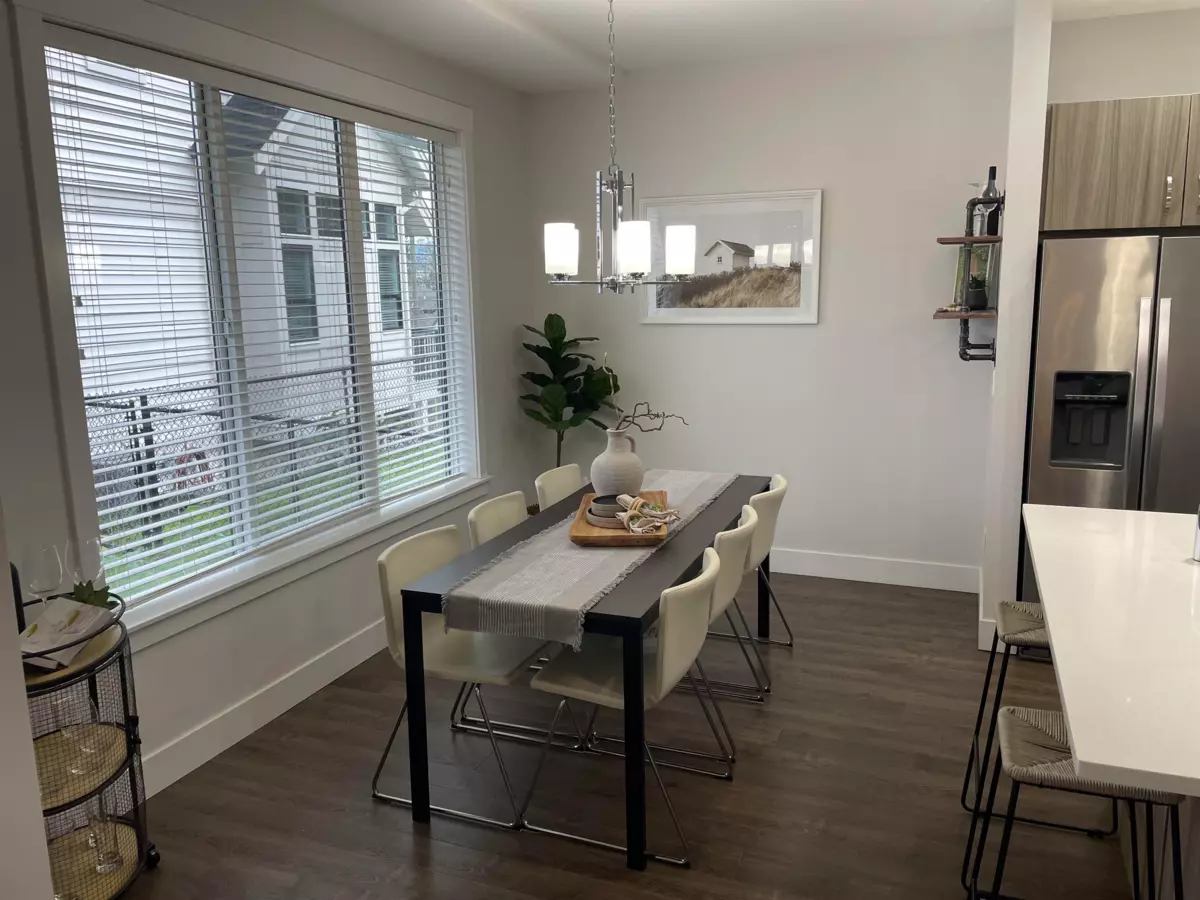 Dining Area Photo of 2 5797 Promontory Road, Chilliwack, BC