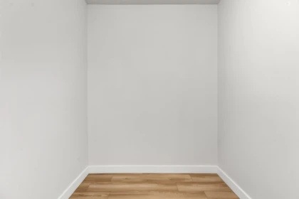 Basement Recreation Room Photo of 204 15176 Buena Vista Avenue, White Rock, BC