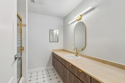 Hallway Photo of 204 15176 Buena Vista Avenue, White Rock, BC