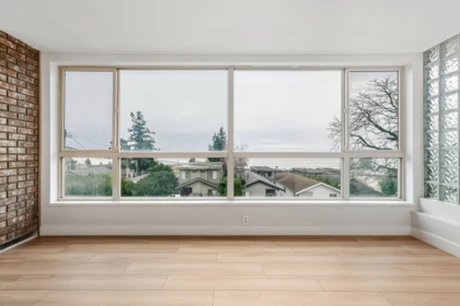 Primary Bedroom Photo of 204 15176 Buena Vista Avenue, White Rock, BC