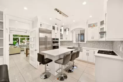 Kitchen Island Photo of 5886 Sherbrooke Street, Vancouver, BC