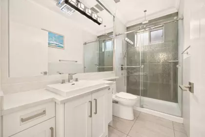 Walk-In Closet Photo of 5886 Sherbrooke Street, Vancouver, BC