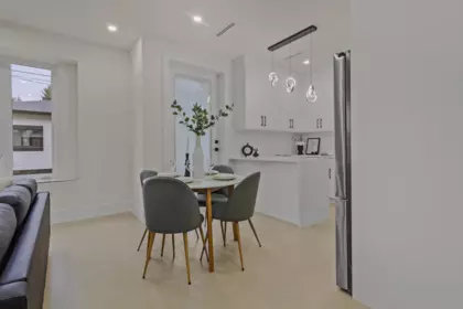 583 E 60th Avenue, Vancouver, BC, Vancouver — Half Duplex for sale