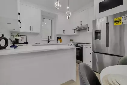 Primary Bedroom Photo of 583 E 60th Avenue, Vancouver, BC