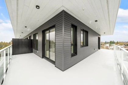 Mudroom Photo of 503 4928 Quebec Street, Vancouver, BC
