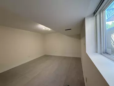 Hallway Photo of 5828 Kerr Street, Vancouver, BC