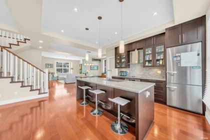 Entry Foyer Photo of 6841 Burns Street, Burnaby, BC
