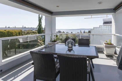 Loft / Bonus Room Photo of 15662 Semiahmoo Avenue, White Rock, BC