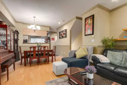 Kitchen Photo of 22 9288 Keefer Avenue, Richmond, BC