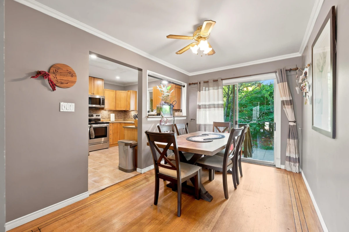 Dining Area Photo of 10014 127b Street, Surrey, BC