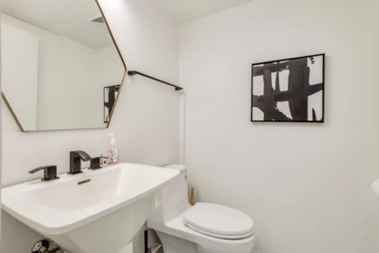 Walk-In Closet Photo of 973 Mainland Street, Vancouver, BC