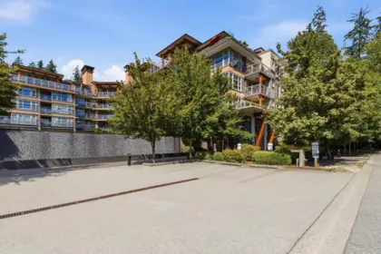 Swimming Pool Photo of 506 3606 Aldercrest Drive, North Vancouver, BC