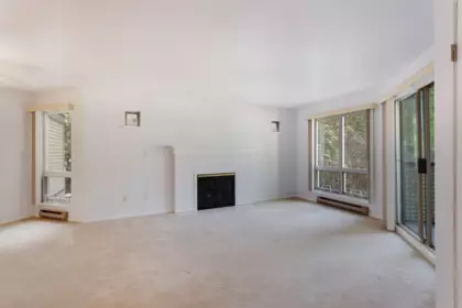 203 7455 Moffatt Road, Richmond, BC, Richmond — Apartment/Condo for sale