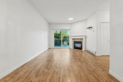 203 8142 120a Street, Surrey, BC, Surrey — Apartment/Condo for sale