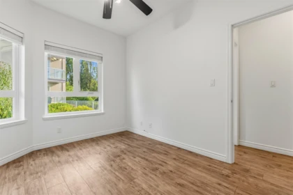 Kitchen Photo of 203 8142 120a Street, Surrey, BC