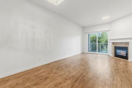203 8142 120a Street, Surrey, BC, Surrey — Apartment/Condo for sale