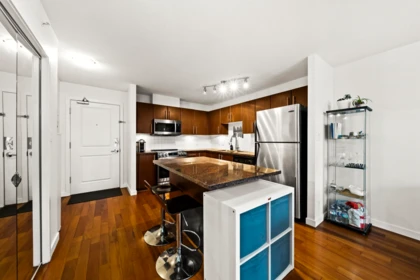 503 2088 Madison Avenue, Burnaby, BC, Burnaby — Apartment/Condo for sale