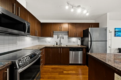503 2088 Madison Avenue, Burnaby, BC, Burnaby — Apartment/Condo for sale