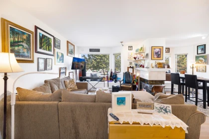304 3183 Esmond Avenue, Burnaby, BC, Burnaby — Apartment/Condo for sale