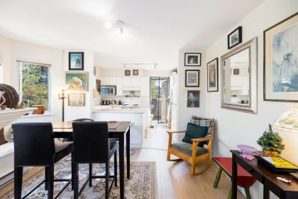 Kitchen Photo of 304 3183 Esmond Avenue, Burnaby, BC