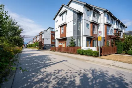 16 20155 84 Avenue, Langley, BC, Langley — Townhouse for sale