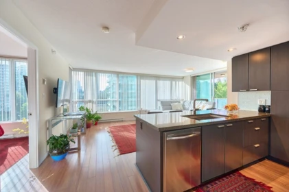 805 2232 Douglas Road, Burnaby, BC, Burnaby — Apartment/Condo for sale