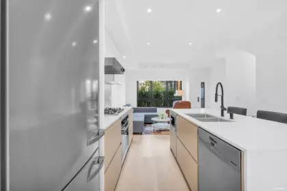 Breakfast Nook Photo of 23 526 W 28th Avenue, Vancouver, BC