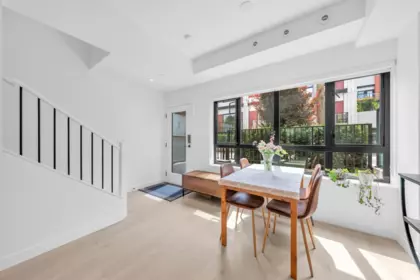 23 526 W 28th Avenue, Vancouver, BC, Vancouver — Townhouse for sale