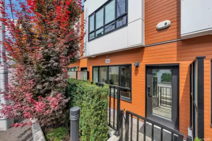 Outdoor Kitchen Photo of 23 526 W 28th Avenue, Vancouver, BC