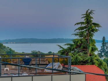 Office / Den Photo of 942 Keil Street, White Rock, BC