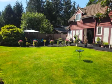 Swimming Pool Photo of 23242 130 Avenue, Maple Ridge, BC